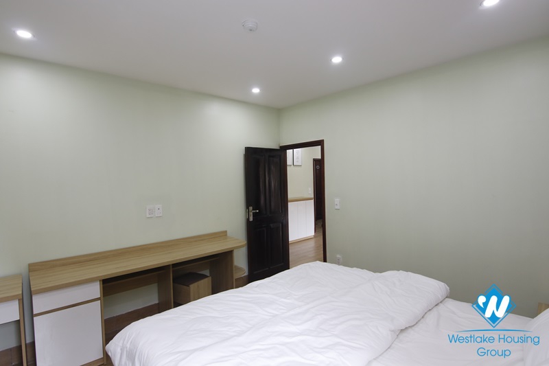 Nice 1-bedroom apartment with a balcony for rent on Kim Ma Str.